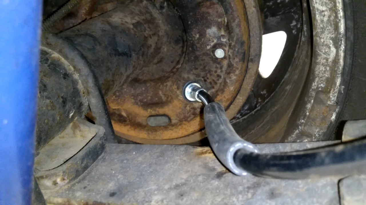 1991 Jeep Wrangler YJ brake cable replacement - YouTube