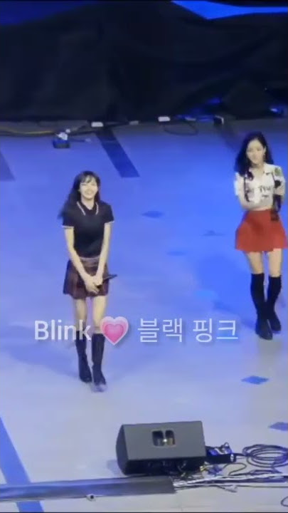 blackpink lisa and jisoo tiktok challenge đ€đmusic :- copines