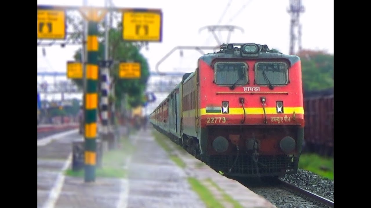 Train In Rain | Howrah WAP-4 With-12357/Durgiana Express Capture On ...