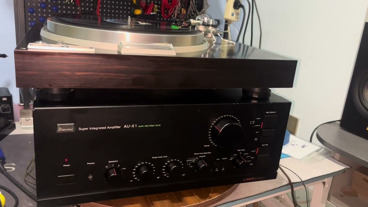 Sansui AU-X1 - YouTube