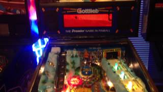 Gottlieb Wipe Out Wipe-Out Pinball Machine Snowboard Theme