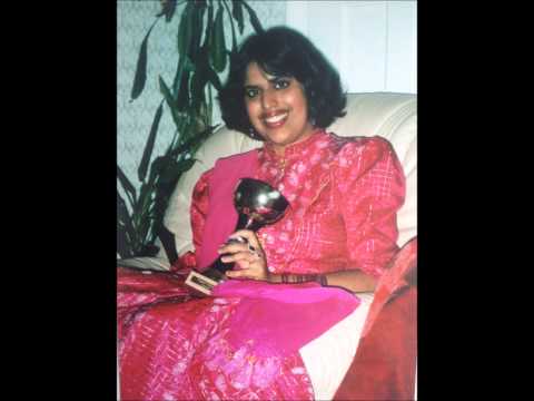 MEGHA CHAAYE , KOYLA (DEKHA TUJHE) GINA JEEJUST A LITTLE BIT HINDI VERSION BY MINAKSHI