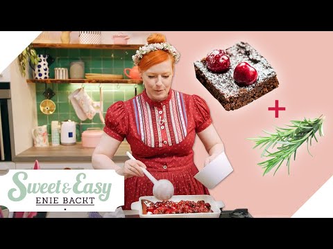 "It doesn't get any better!": Sour Cherry Brownie with Rosemary | Sweet & Easy - Enie bakes | sixx
