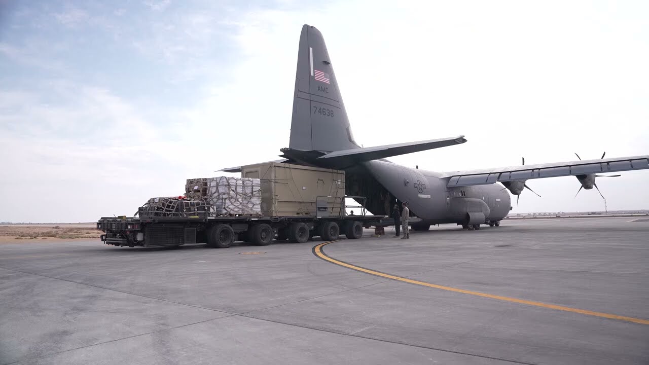 Logistics Mission: US Soldiers on C-130J Super Hercules!