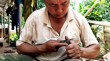 Họ làm cán dao bằng sừng tr.âu / Zalo. 0985983332