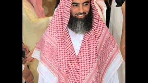 تلاوة مؤثرة للشيخ محمد اللحيدان ( ويسقى من ماء صديد )