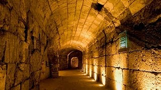 In the Footsteps of Jesus - The Western Wall Tunnels in Jerusalem