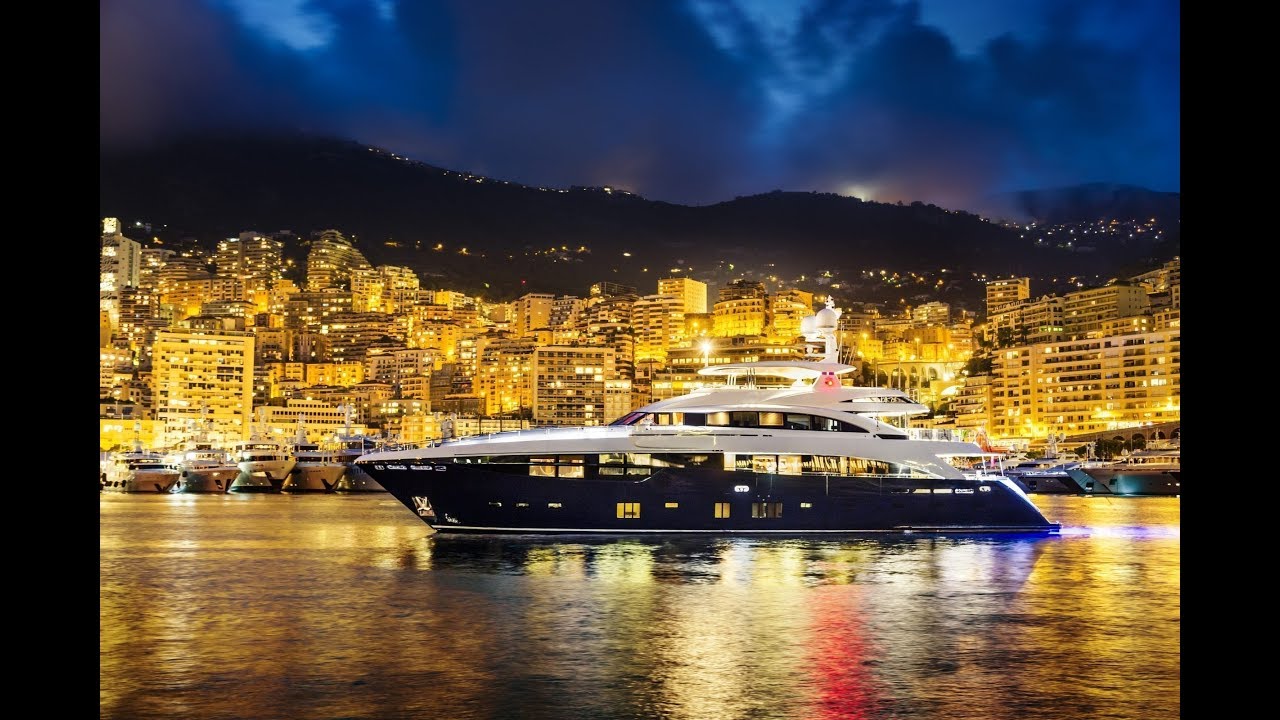 Princess 40M M/Y Solaris M Class superyacht