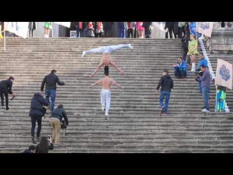 MOVING CAM - Attempt of the World Guinness Record by Giang Brothers