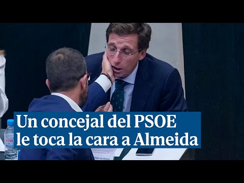Expulsan del pleno a un concejal del PSOE tras dar varias palmadas en ...