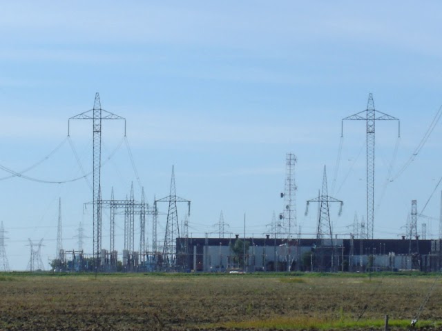 High-voltage direct current | Wikipedia audio article