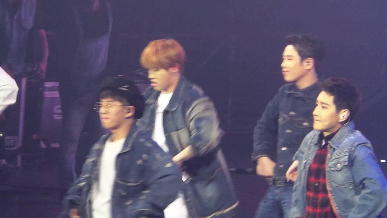 Block B HER Kcon paris 2016 accorhotels Arena