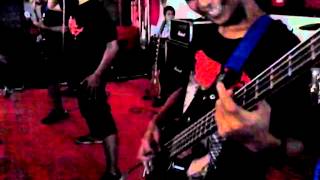 Download Lagu Berantai - \ MP3