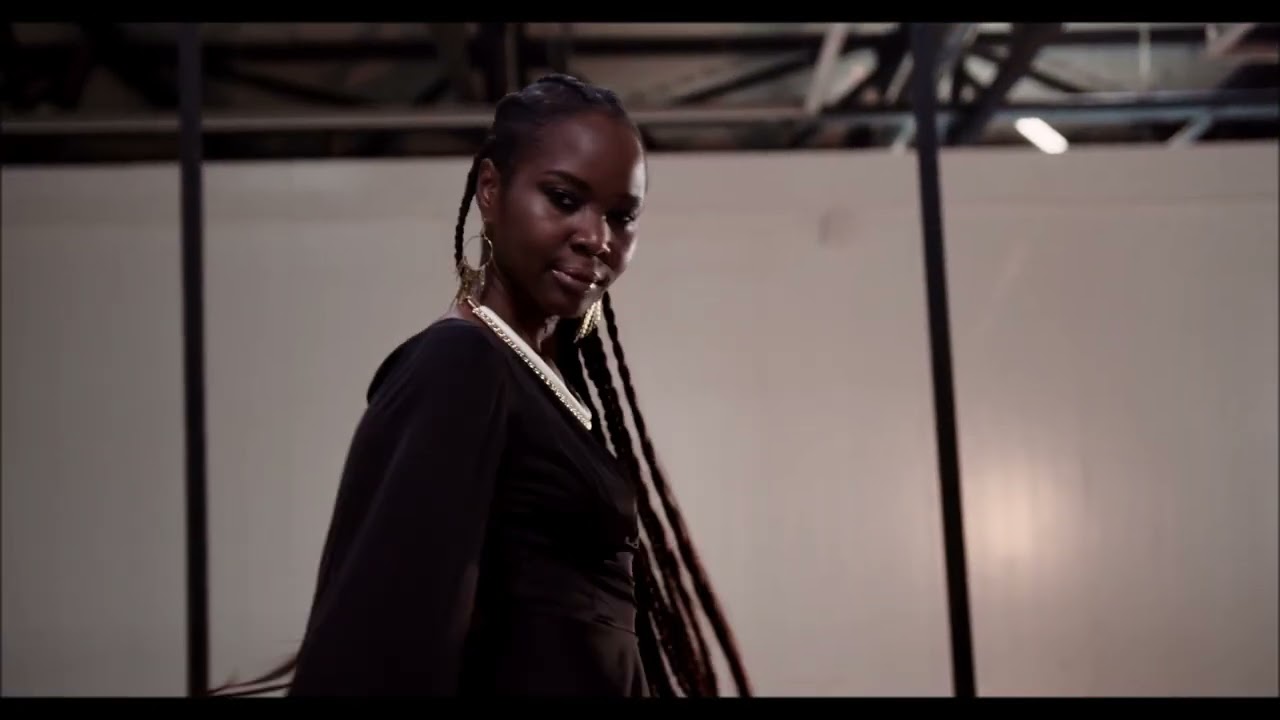 Sola Rosa feat Iva Lamkum - Turn Around (Video) - YouTube