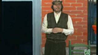 Muchachada Nui 01- Marcial Al Fresco - Los Cotilleos