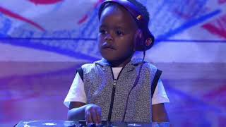 Kid play Tripaloski on South Africa Got Talent Resimi