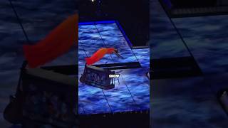 Taylor Swifts Stage Dive Explained How The Stage Works