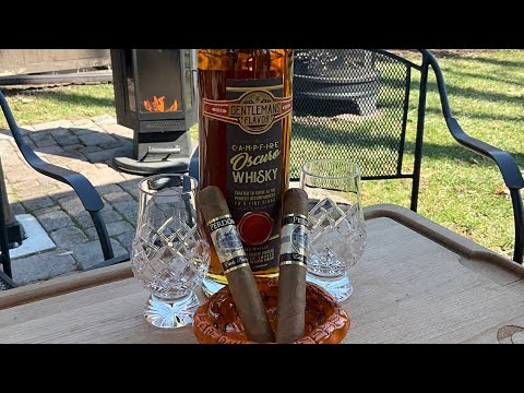 Perdomo Lot 23 Connecticut and Oscuro Whisky