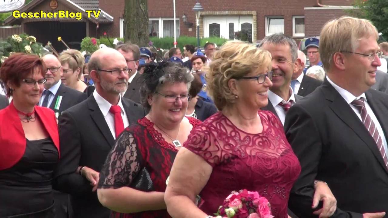 Hochmoor 2016: Einmarsch der Königspaare