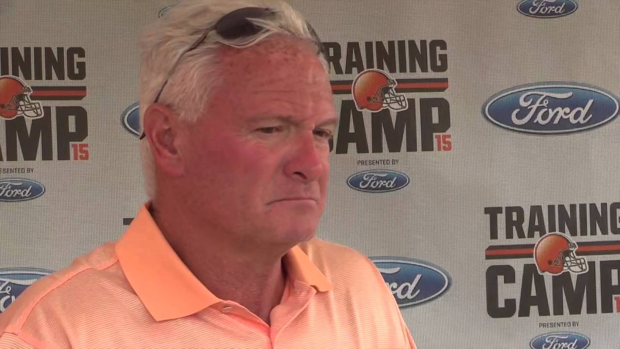 Jimmy Haslam says he's not judging Browns on wins and losses