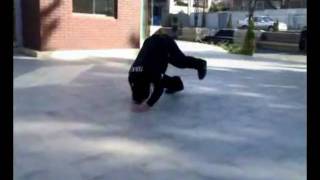 Bboy Rock LEE Practice 01.01.2010.mpg