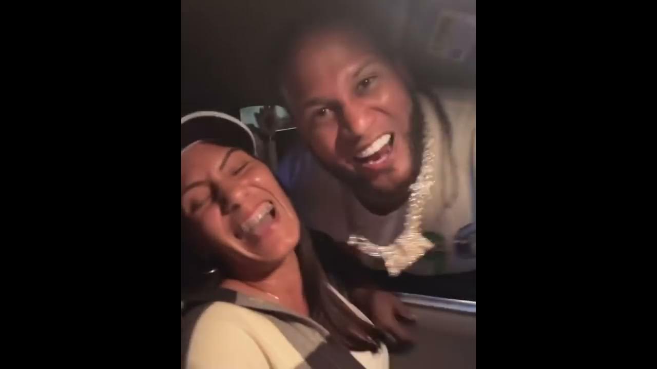 Mi patron mi papaaaa😍😍😍😍😍😍  el alfa el jefe, que felicidad ❤️❤️❤️