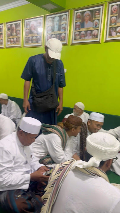 MOMEN HBS BERSAMA KH IDRUS RAMLI(GUS RAMLI)❤️❤️❤️