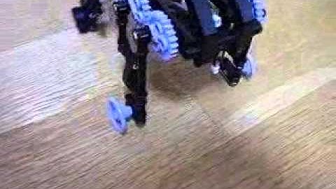 Lego Technic 4 legs robot 3
