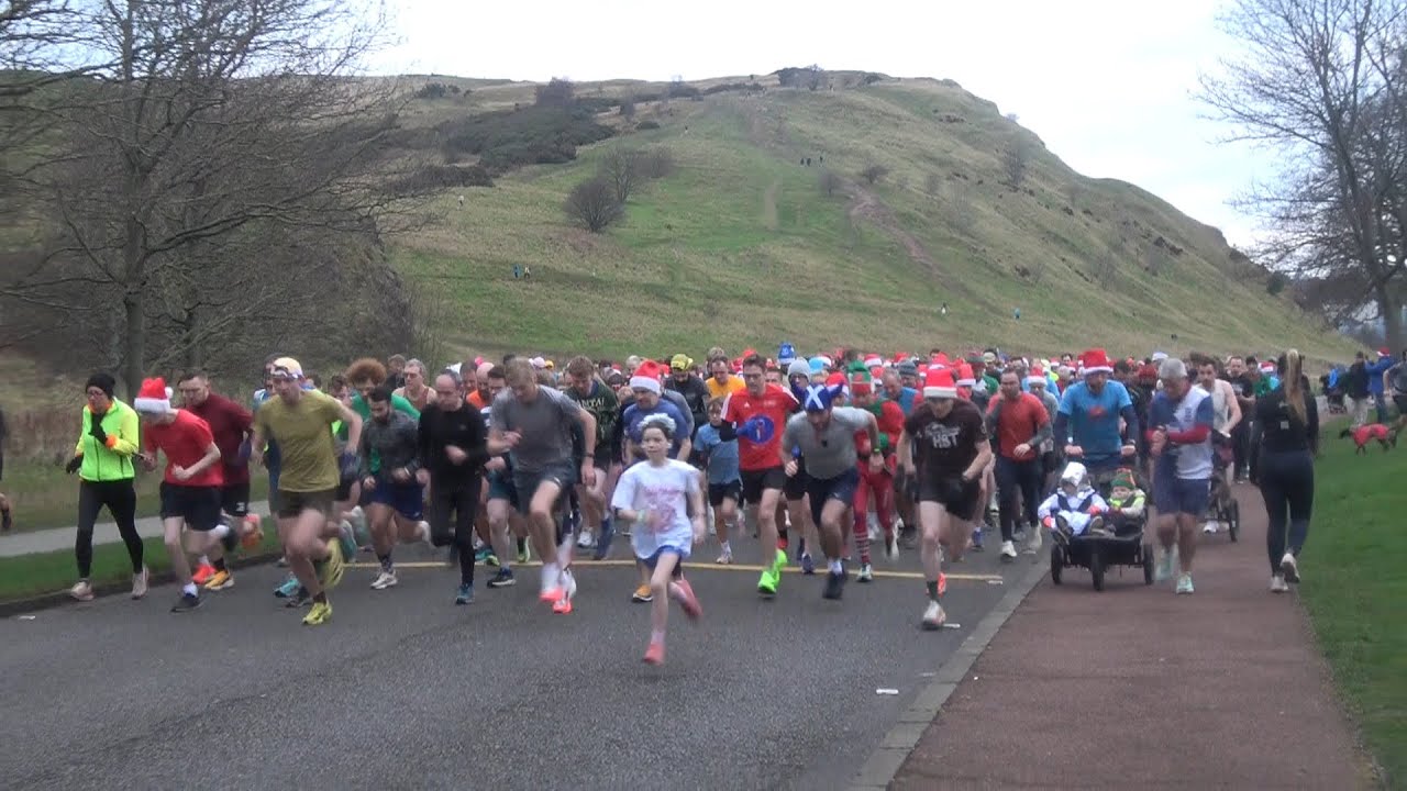 Holyrood parkrun Christmas Day 2025