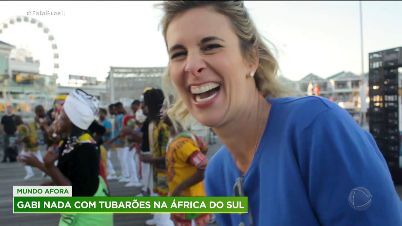 Gabi vai para África do Sul e nada com tubarões