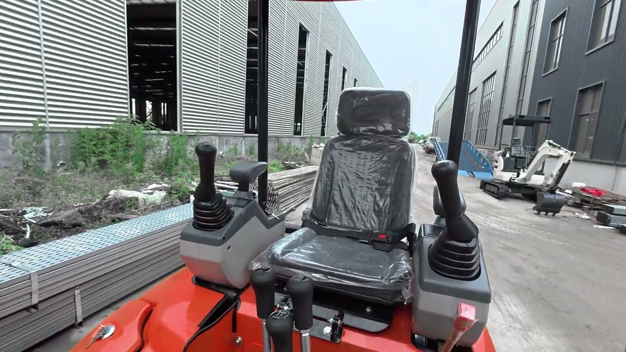 Mini escavadeira QL-15ECO de 1,5 tonelada | Excursão ao exterior e à cabine