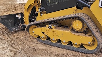 Proper turn technique on a Compact Track Loader