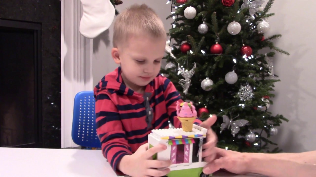 МИНЬОНЫ. Funny Minion Ice Cream Truck.