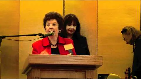 Alyce Morris Winston Receives Award from Commissio...