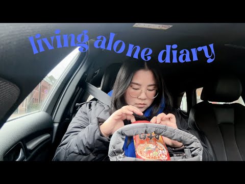 living alone diary | first time alone at a concert, food tour in Utrecht & trying to open up online