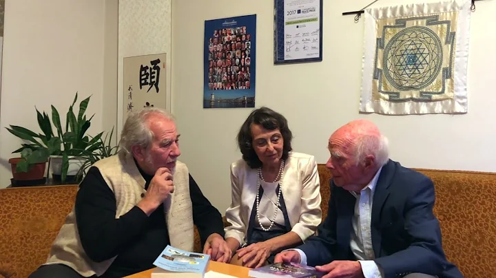 Dr Bruce Lipton endorsing Dr Maria Sagi's books (H...