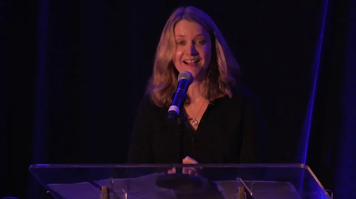 Andrea Petersen (author of On Edge) at the FYE Con...