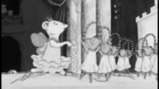 Angelina Ballerina: The Swan