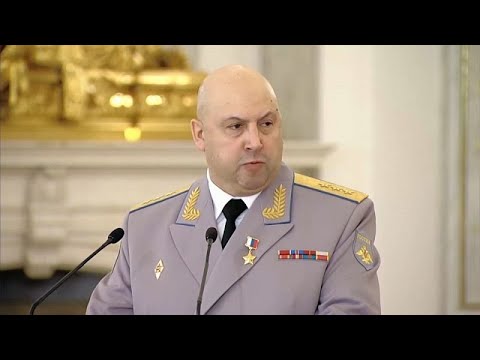 СМИ: генерал Суровикин уволен