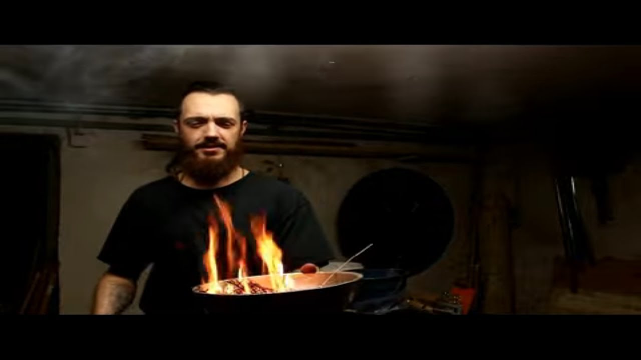 Fire-Starting Like a Viking - Charcloth, Flint and Steel Demo Revealed!