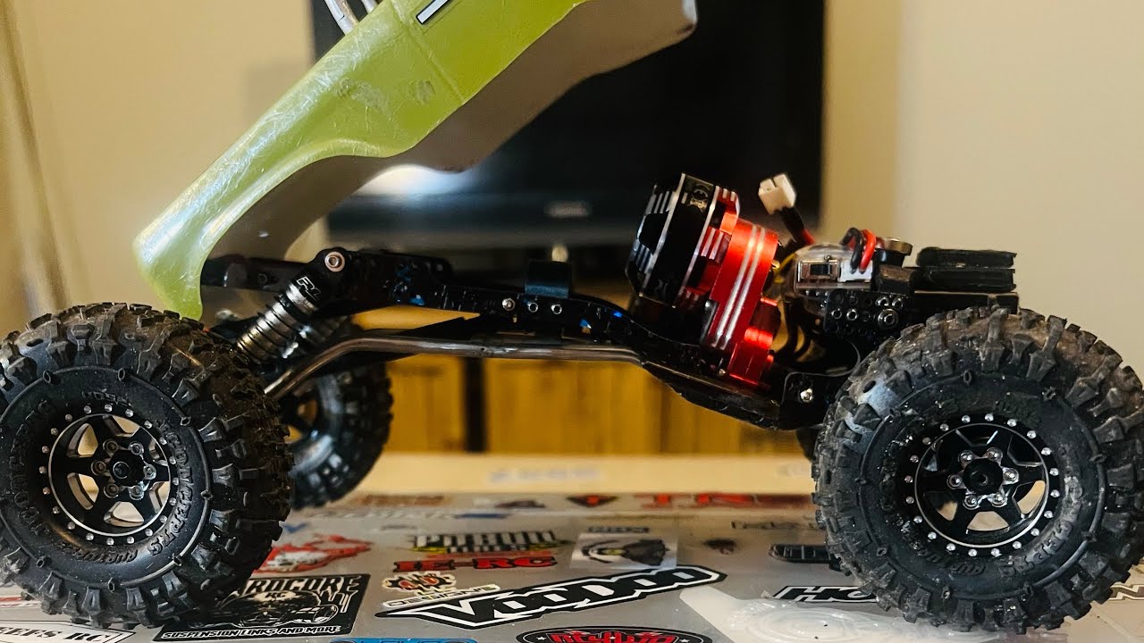 Hands down the best SCX24 comp chassis!! CLdesigns Gladius XL. My rig rundown!! 