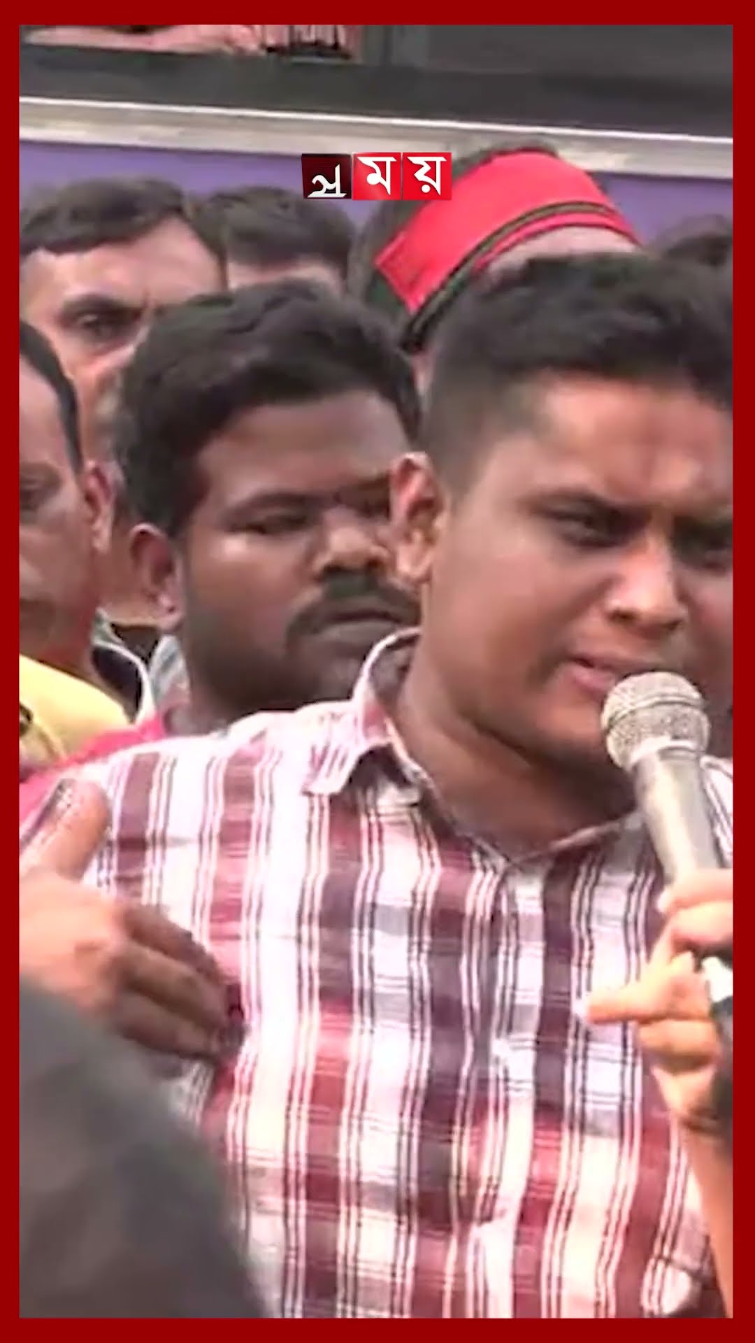 আন্দোলনরত বিডিআর সদস্যদের যে অনুরোধ হাসনাত আব্দুল্লাহর #hasnatabdullah #pilkhanatragedy #bdr #shorts