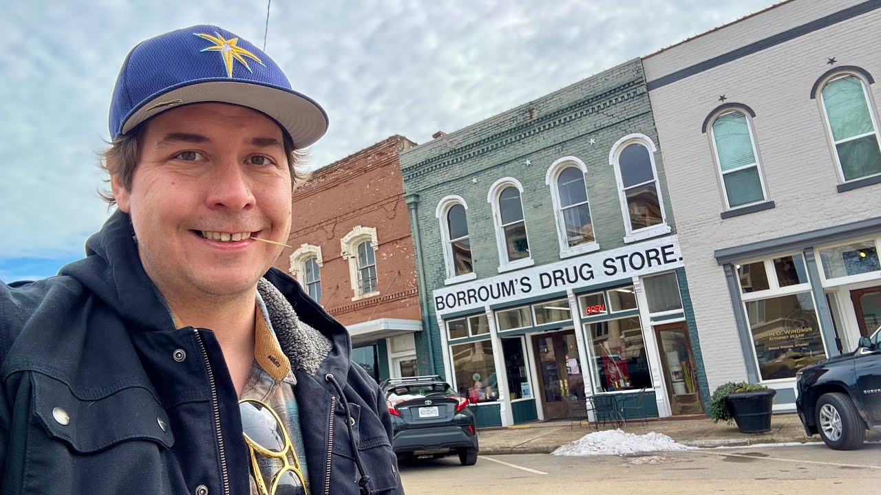 Forgotten Towns & Backroads of Mississippi | Hidden Coke Museum (Free) & ELVIS' ABANDONED RANCH