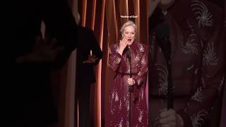 Meryl Streep EATING the MICROPHONE 🎙️ at the Sag Awards.