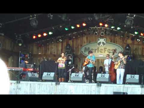 Belleville Outfit ~ MerleFest 2010 ~ Hangin' On