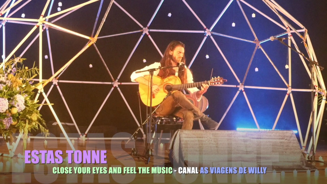 Estas Tonne NO BRASIL! HD ! PLAYING AND SINGING! Incredible perfomance