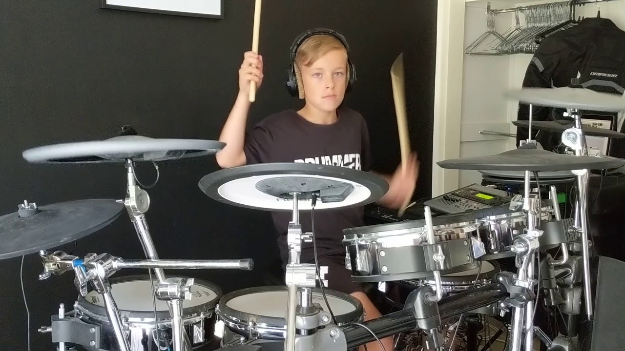 Liam Bradford - Drum cover of Vanguard by Twelve Foot Ninja