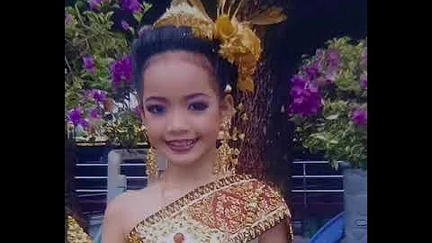 BLACKPINK Lisa childhood photos that we never see before