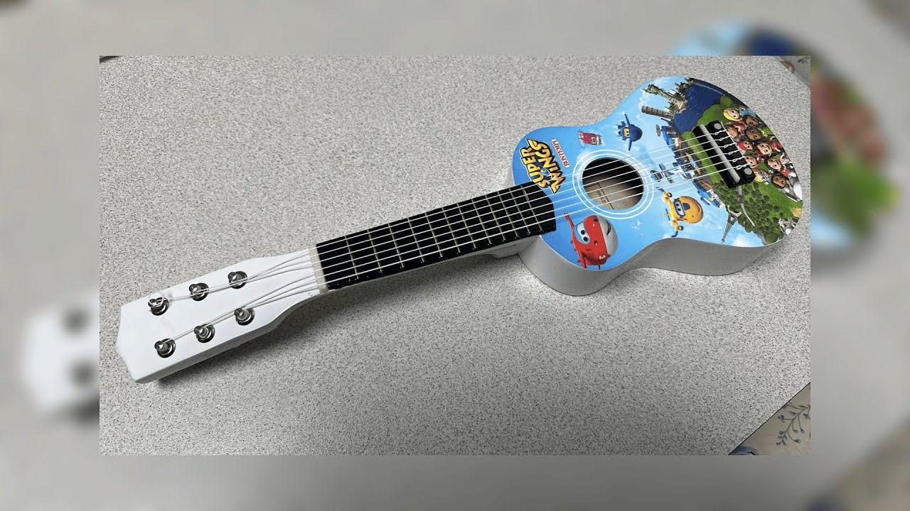 Chitarra Classica Con 4 Corde Strumento Musicale Giocattolo Gioco Per