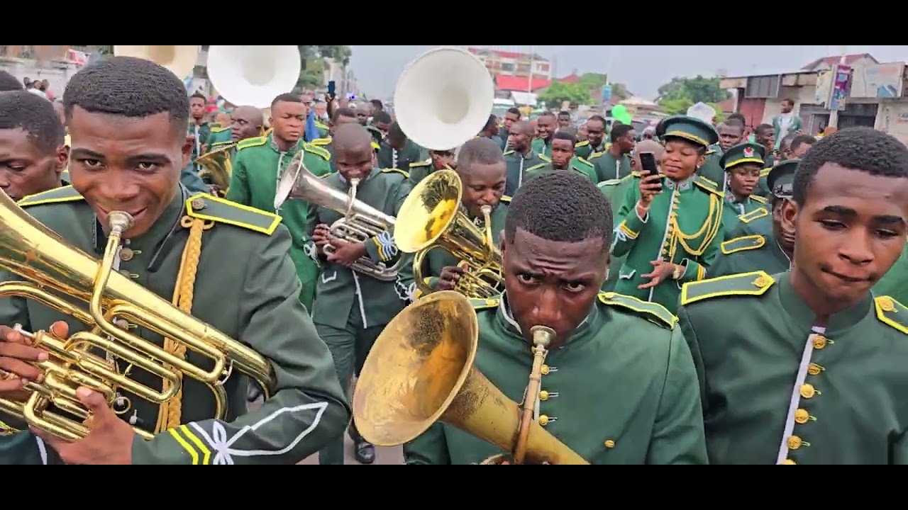 FAKI MERE: PEUPLE congolais 25 mai noel Kinshasa